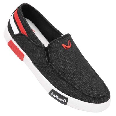 walkaroo canvas shoes