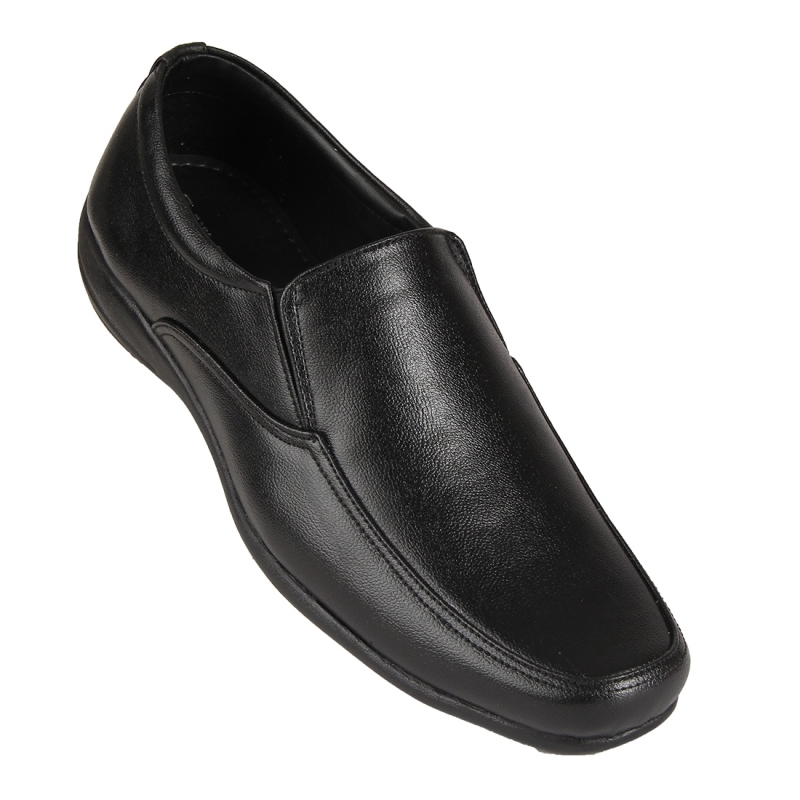 walkaroo formal shoes